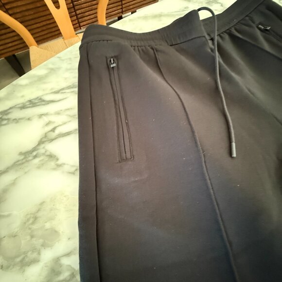 Empori Armani Men's Limited Edition Lunar New Year Capsule Dragon Joggers, M/L - Picture 7 of 9